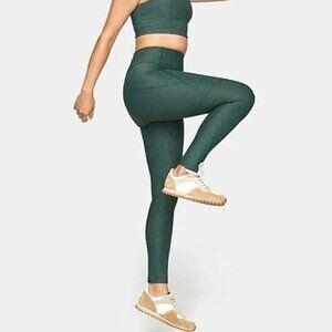 Outdoor Voices 7/8 Leggings in Hunter Green